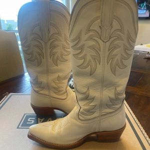 Tecova off White Annie Boots